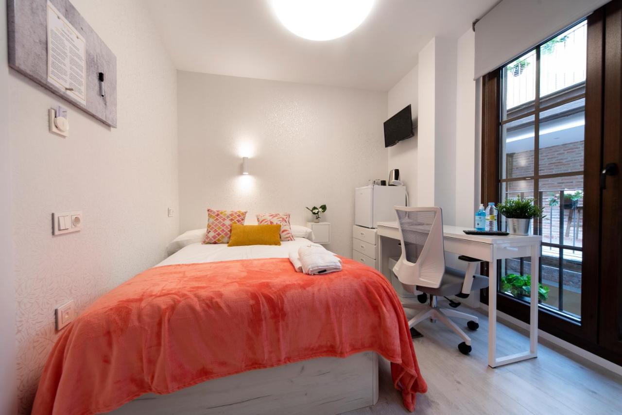 Vizcainos Home Away เซโกเวีย ภายนอก รูปภาพ