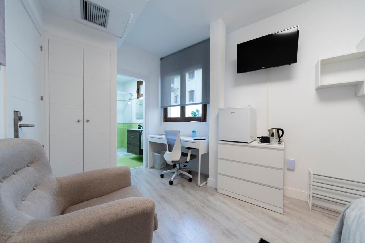 Vizcainos Home Away เซโกเวีย ภายนอก รูปภาพ