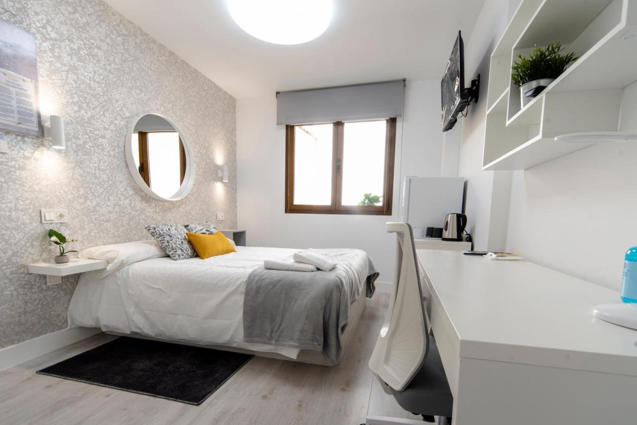 Vizcainos Home Away เซโกเวีย ภายนอก รูปภาพ