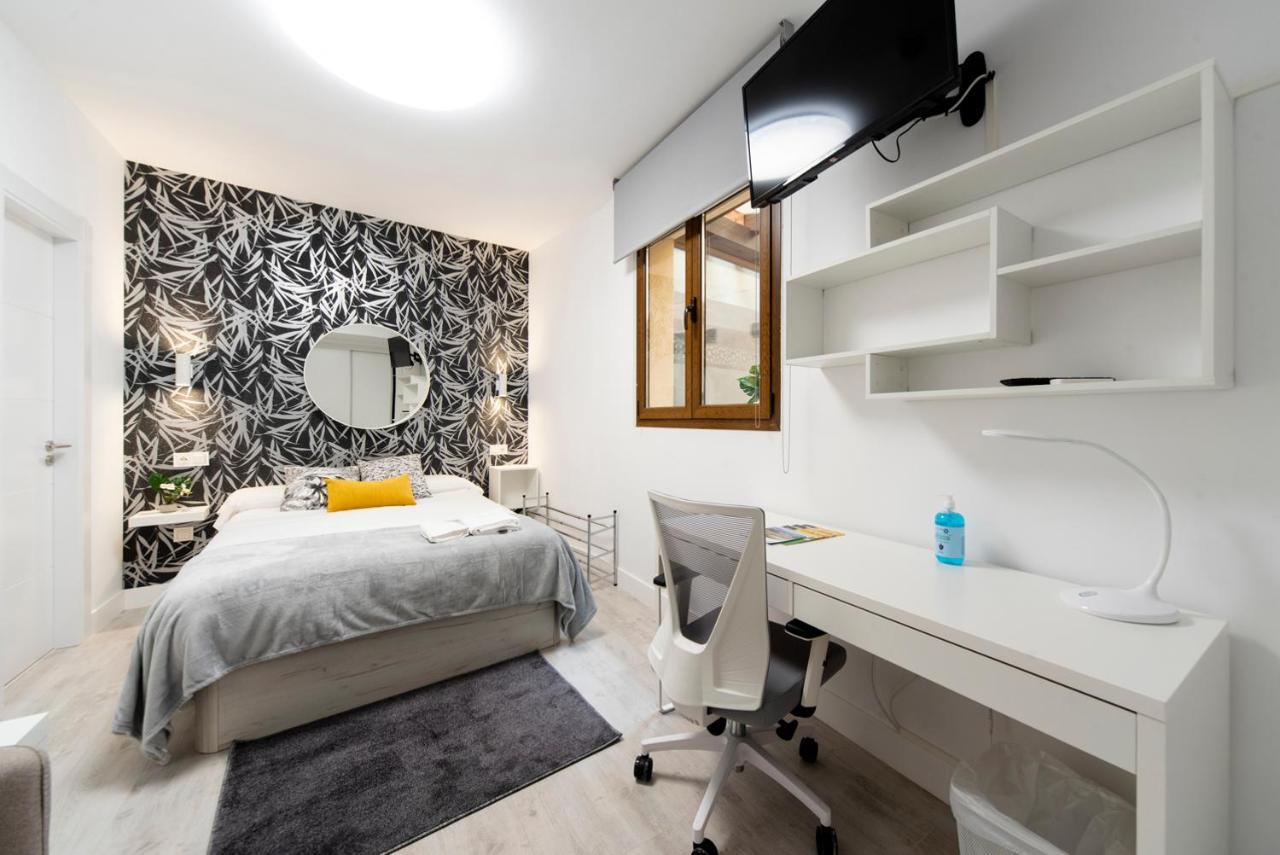 Vizcainos Home Away เซโกเวีย ภายนอก รูปภาพ